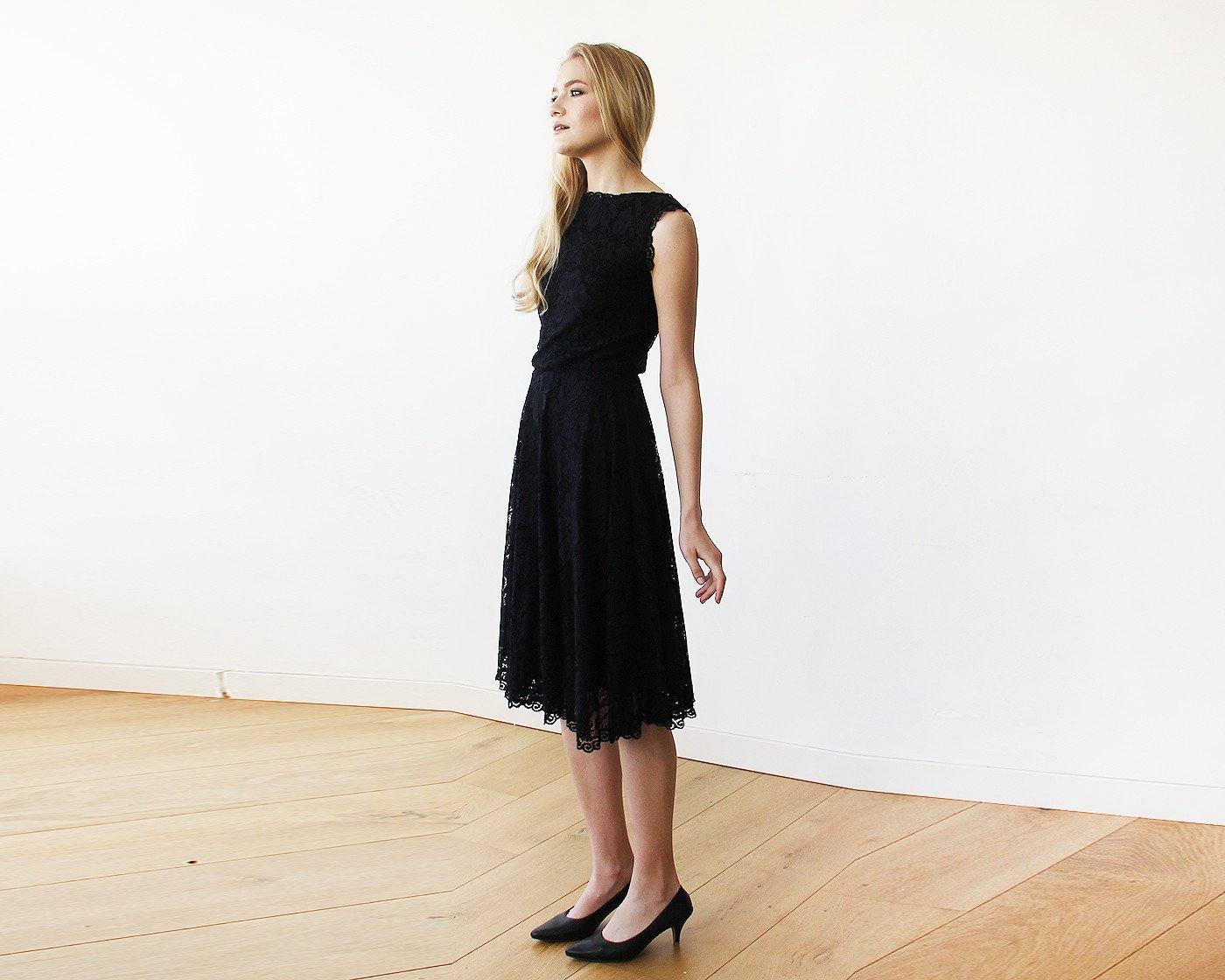 Amélie Midi-Length Black Lace Dress