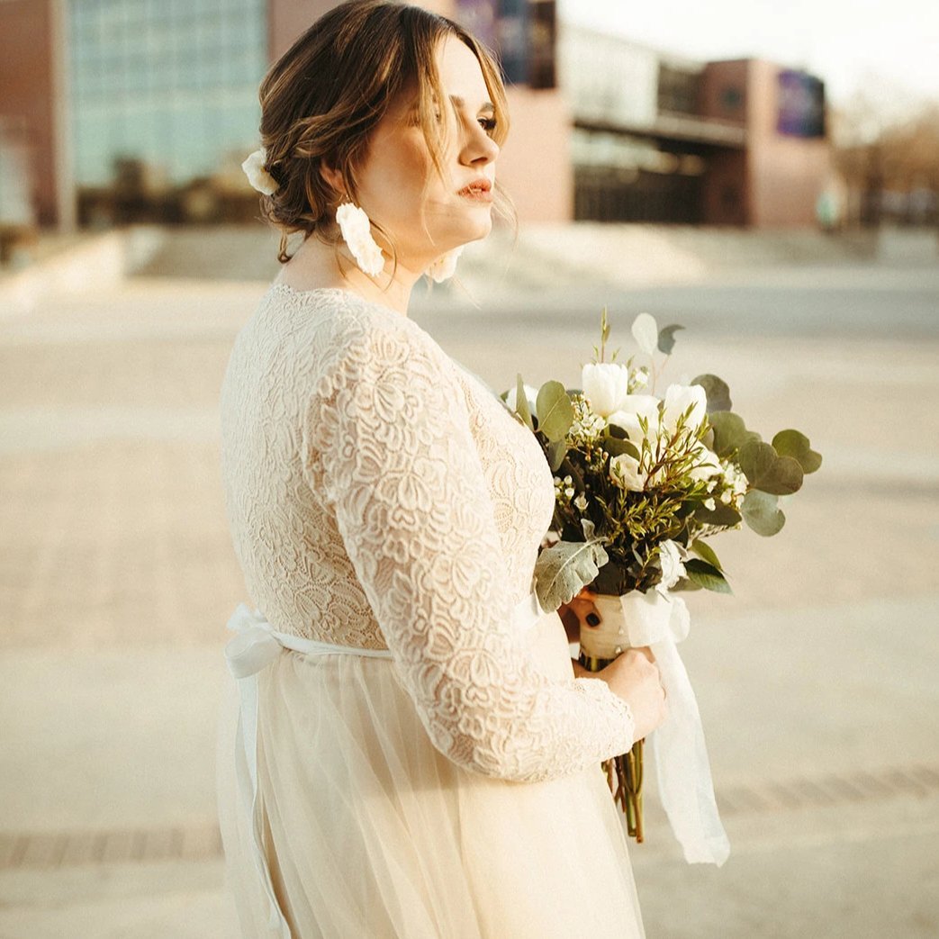 Gisella di Tulle Champagne Lace and Tulle Gown