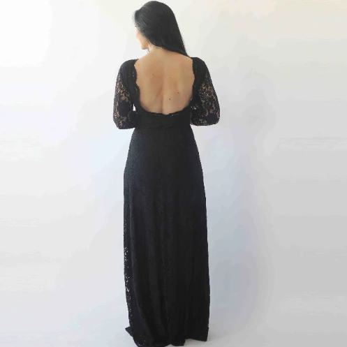 Noir Étoile Lace Gown