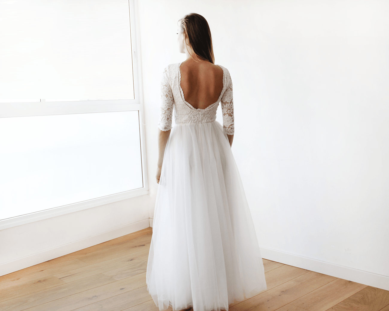 Vivienne Ivory Lace Tulle Gown