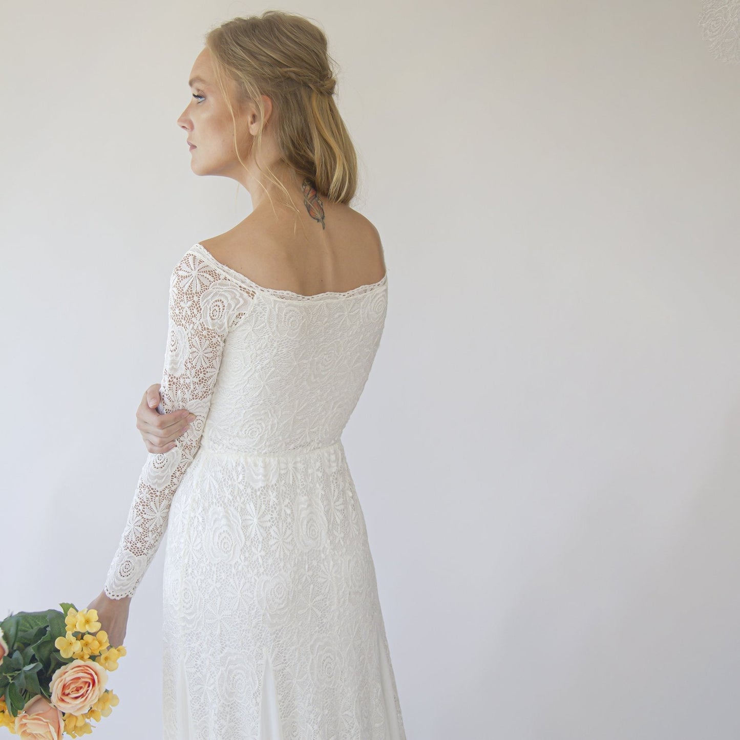 Luciana di Fiore Lace Gown