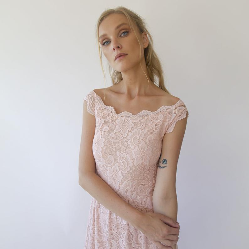 Esmée Rosette Lace Gown