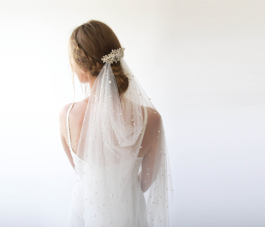 Bridal Hair Pins & Minimalist Tulle Veil Set