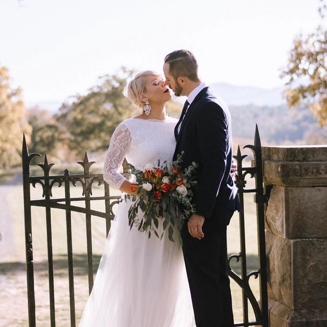 Vivienne Ivory Lace Tulle Gown