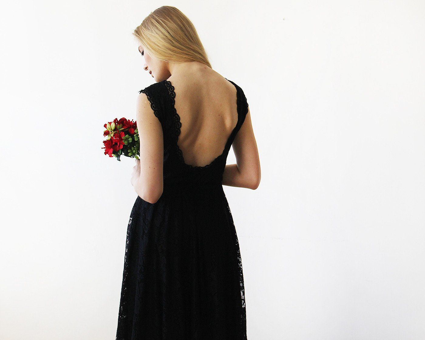 Amélie Midi-Length Black Lace Dress